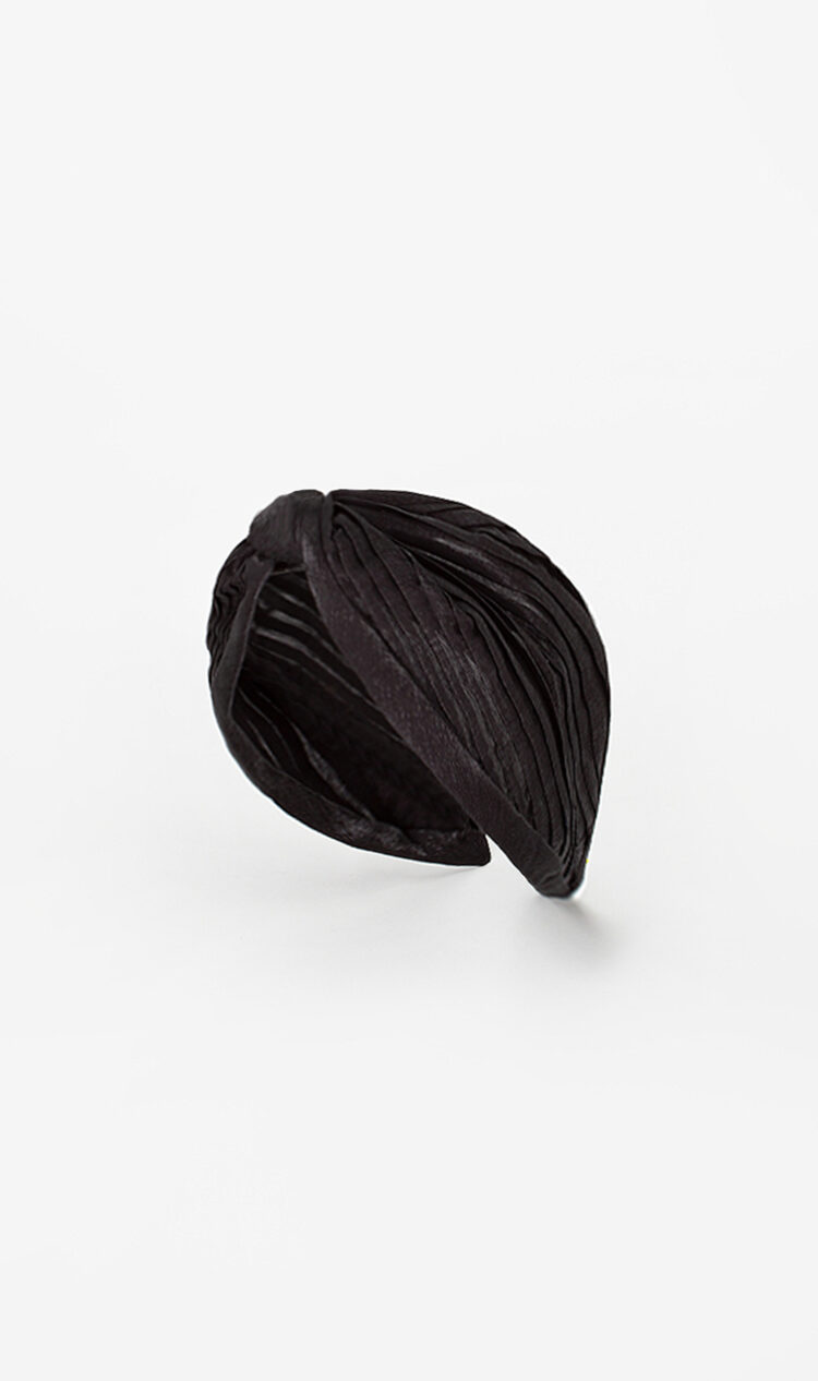Black pleated satin headband