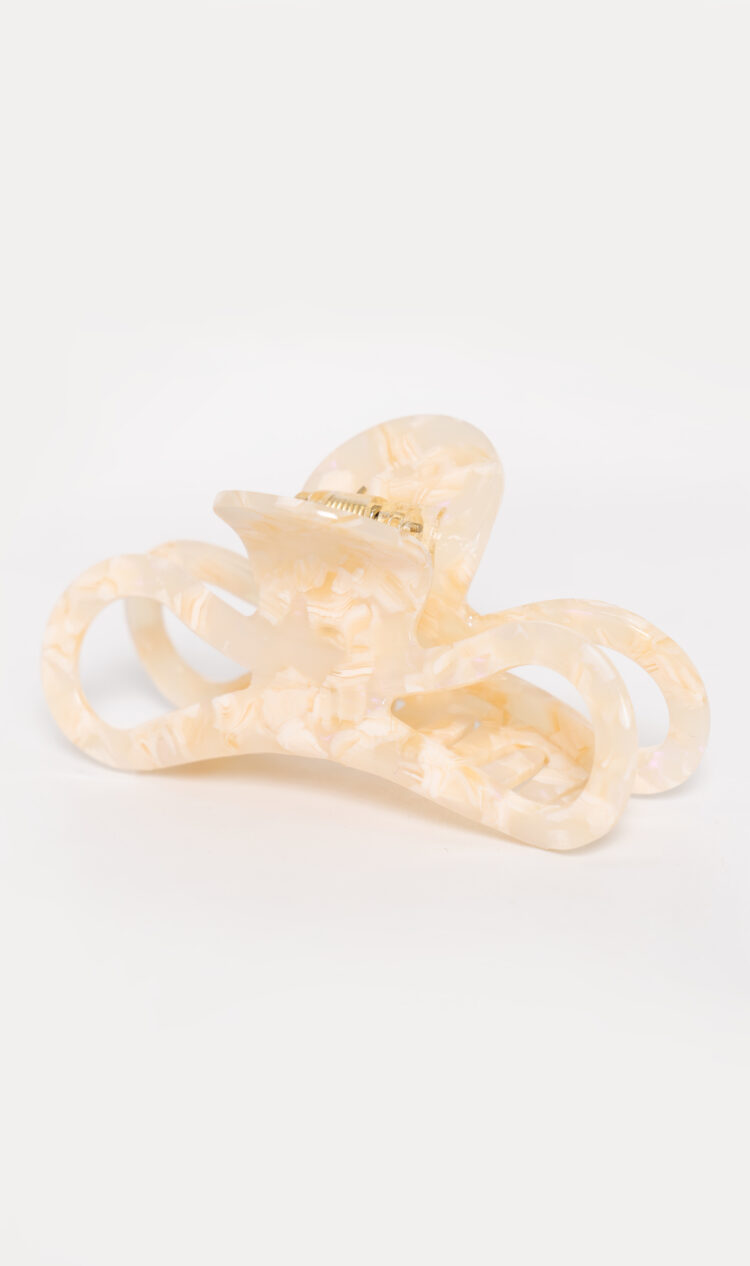 Coconut bow hair claw