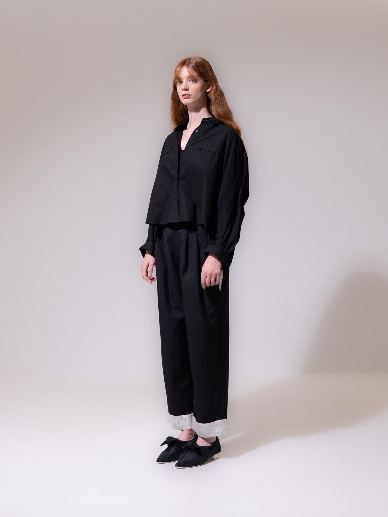 Black Pleated Sleeve Cropped Blouse