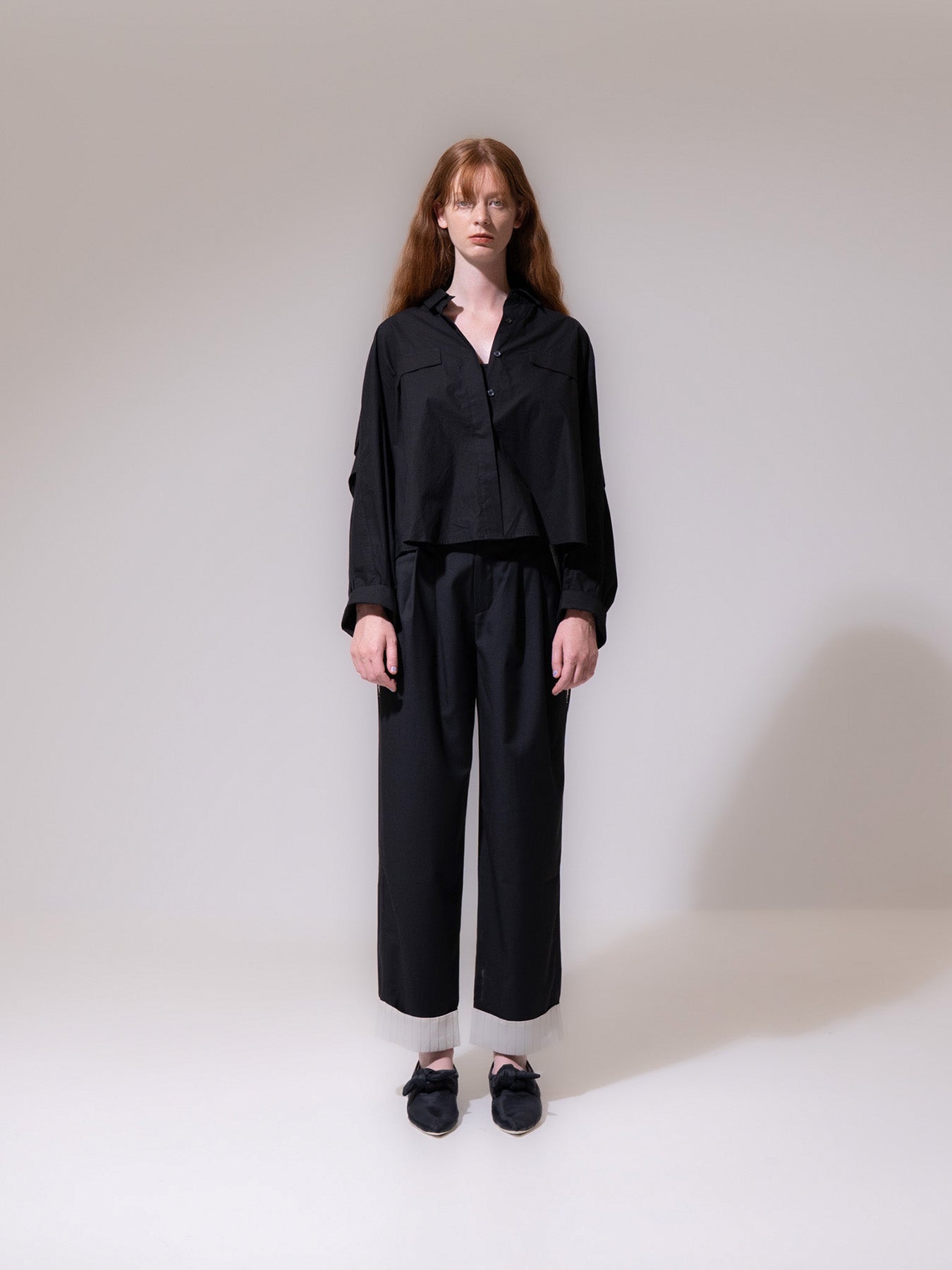 Black Pleated Sleeve Cropped Blouse