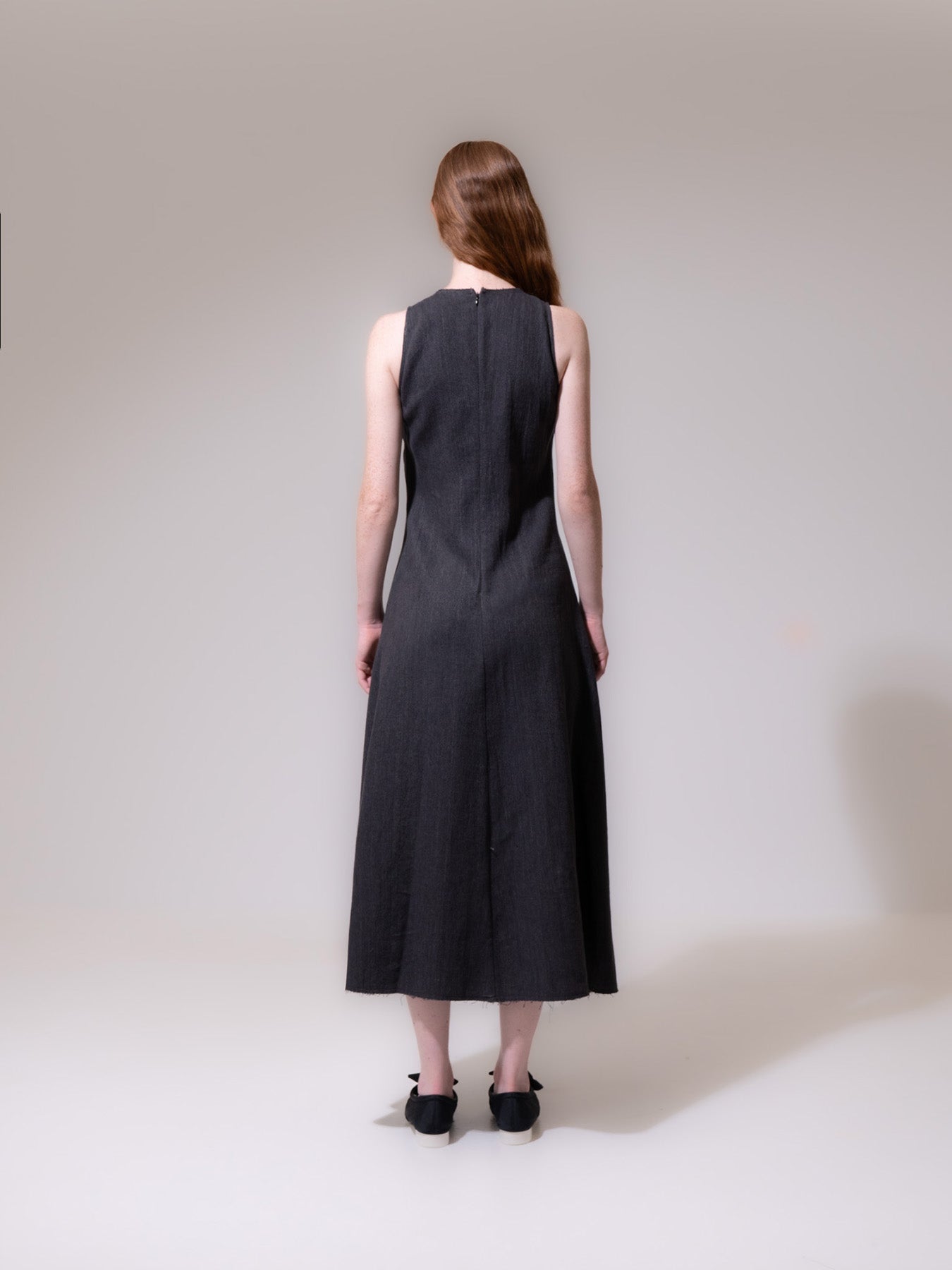 Black Sleeveless Darted Skirt Dress