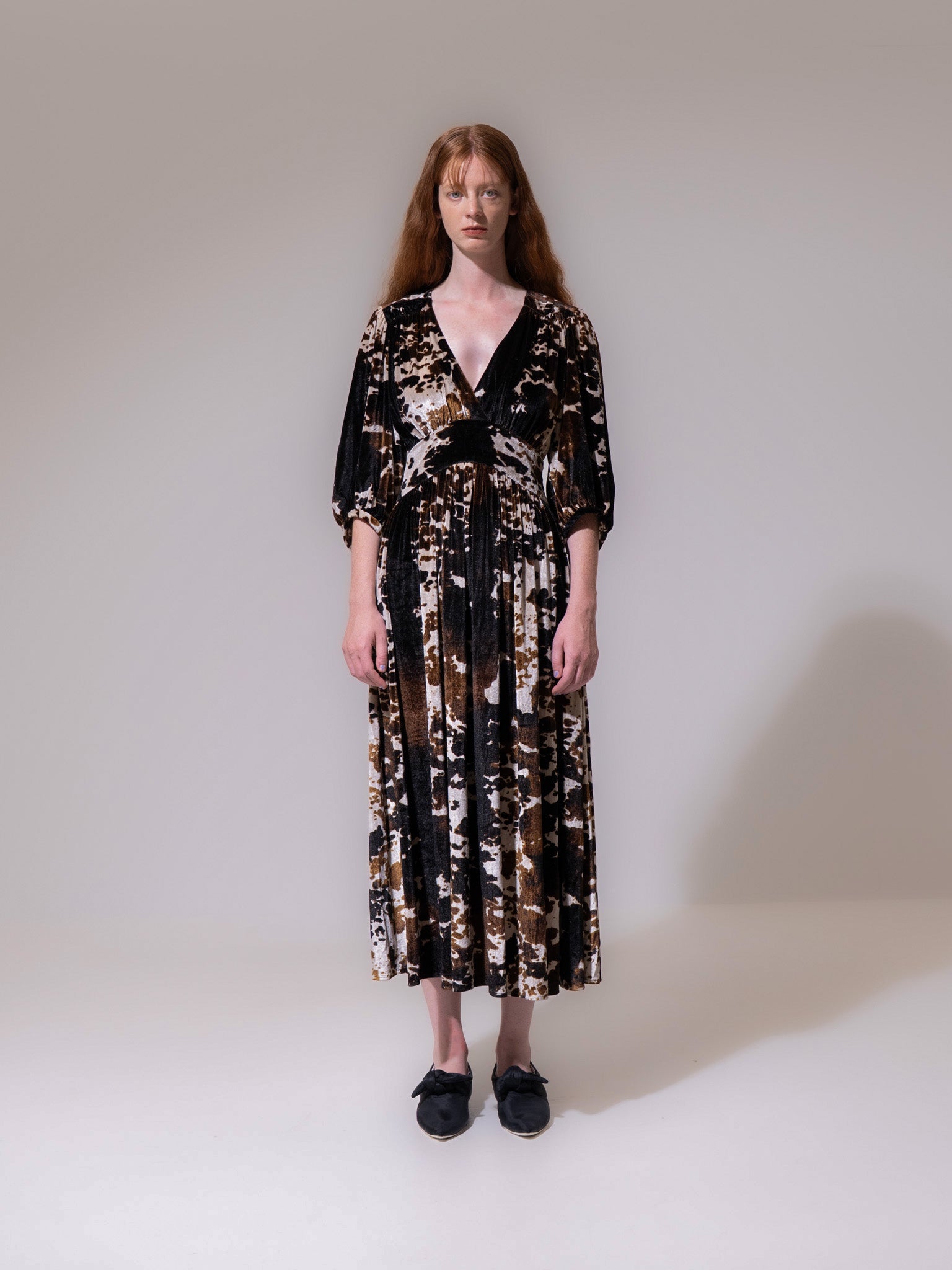 Brindel-Brown V-Neck Cropped Sleeve Dress