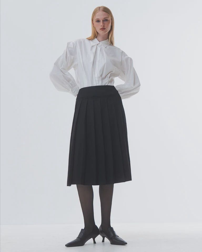 Black Front Pleated Skirt