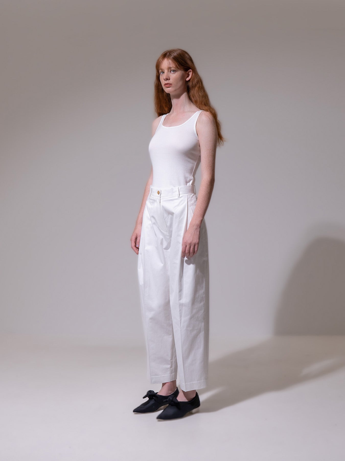 White High-Waisted Pleated Cotton Trousers