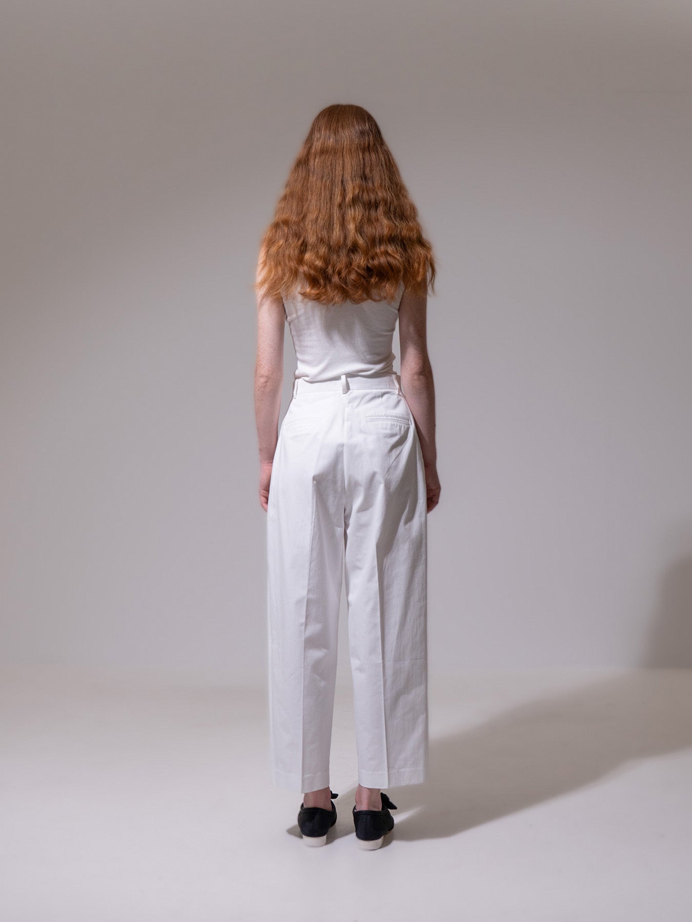 White High-Waisted Pleated Cotton Trousers