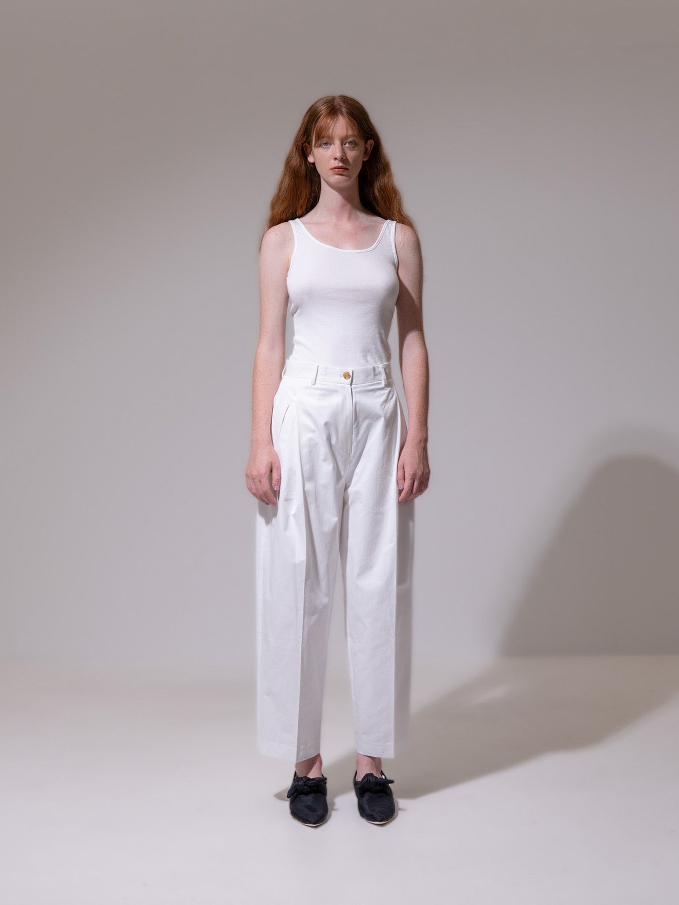 White High-Waisted Pleated Cotton Trousers