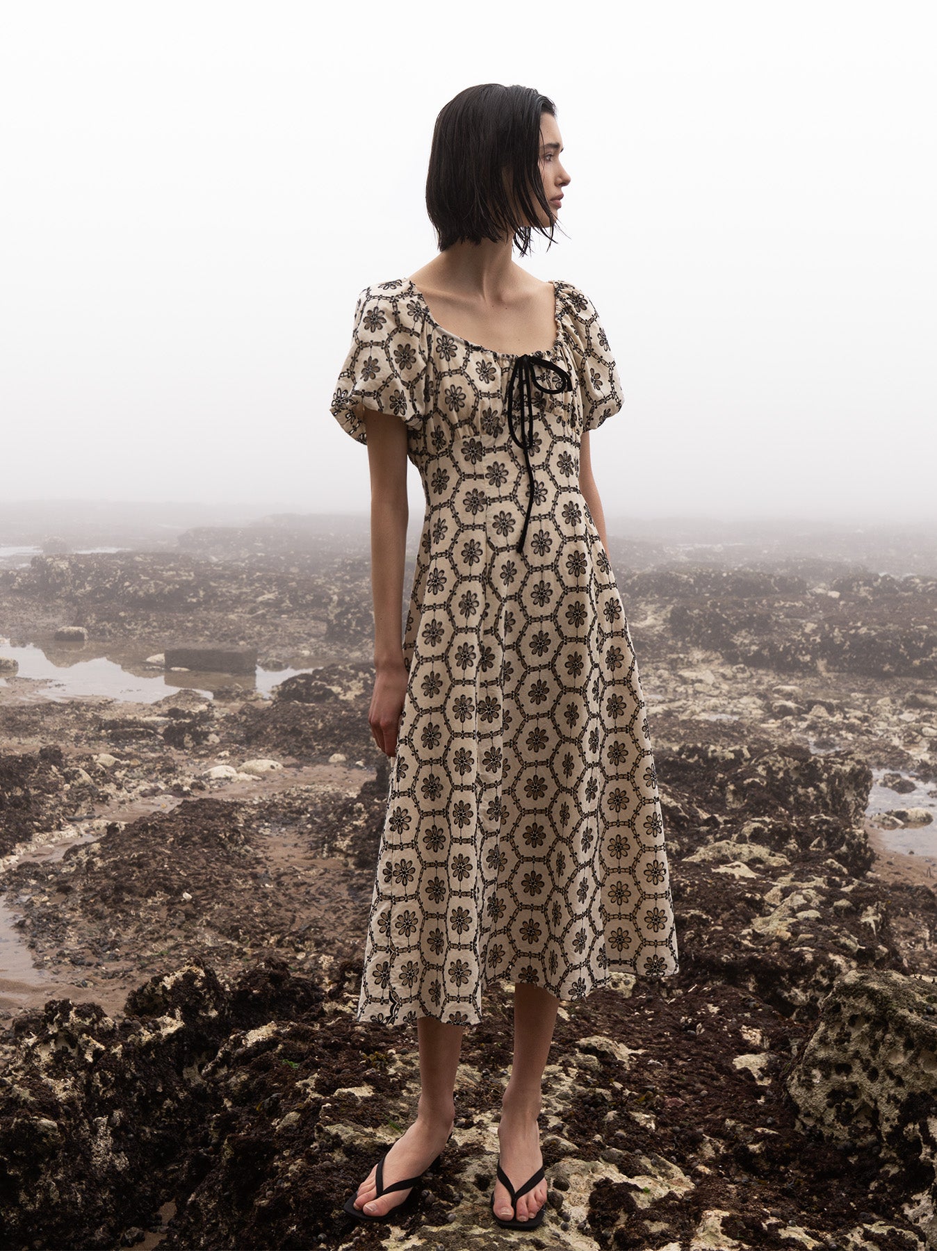 Beige Lace Shirred Puff Sleeve Dress – EMIN + PAUL