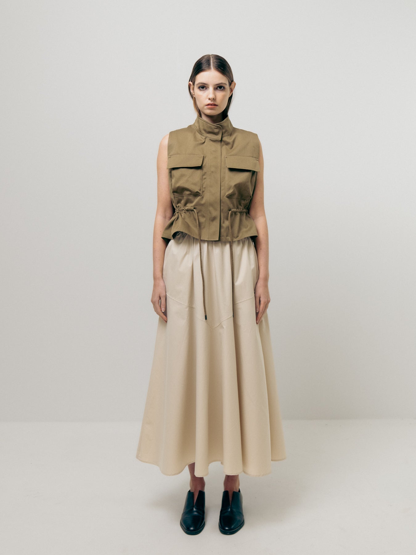 Khaki utility vest image 0