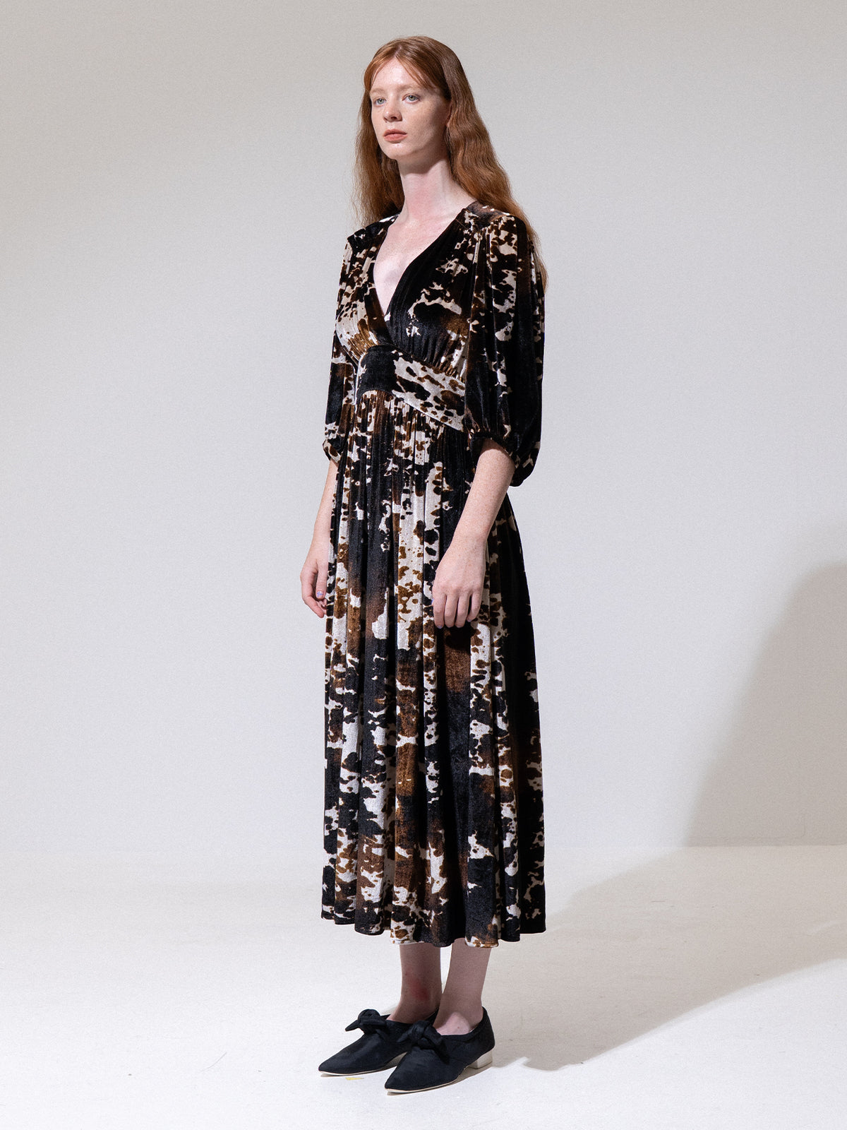Brindel-Brown V-Neck Cropped Sleeve Dress