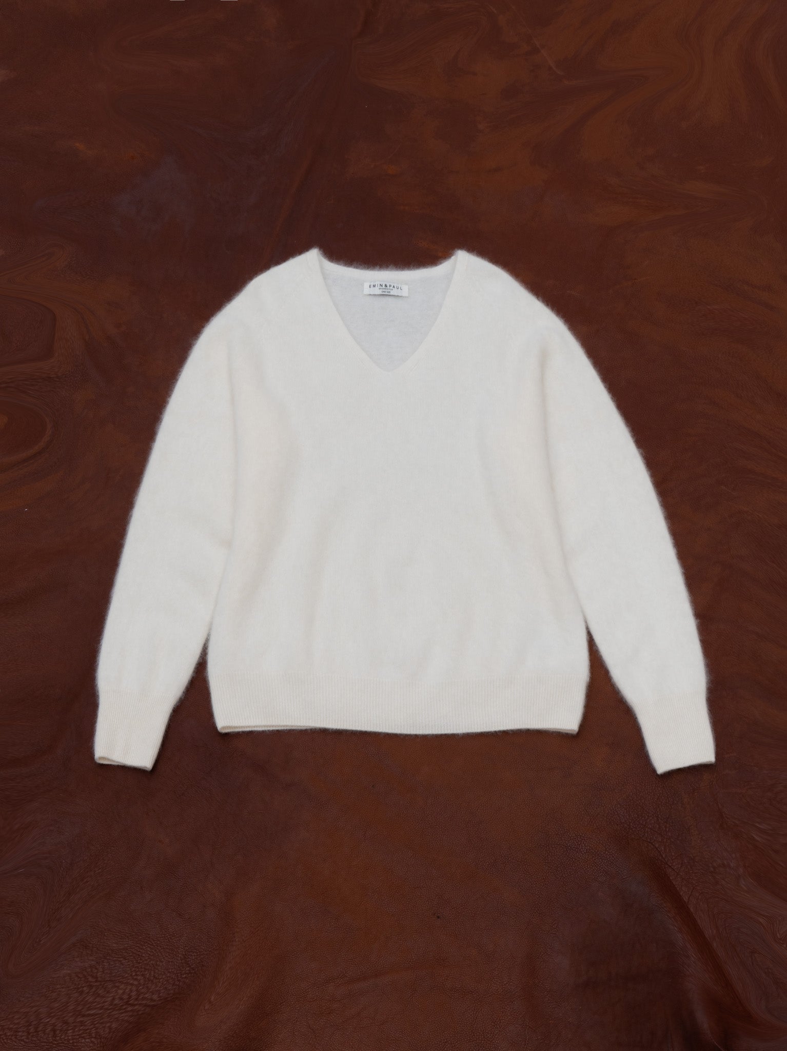 Cream Cashmere Blend V-Neck Knit – EMIN + PAUL
